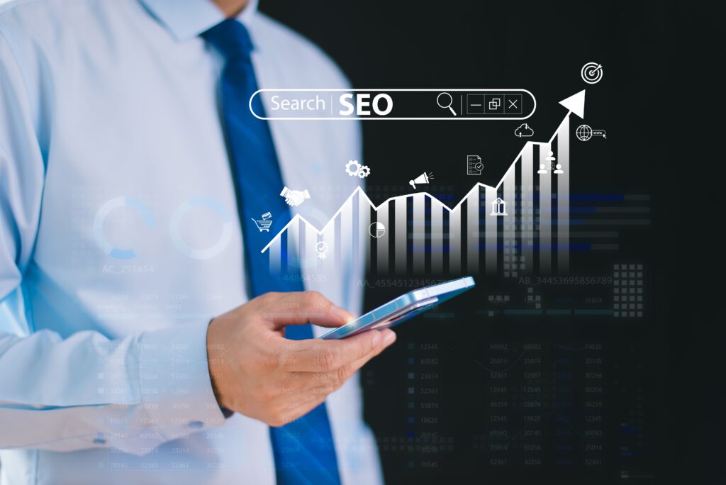 SEO für Handwerker- Ein Mann am Handy