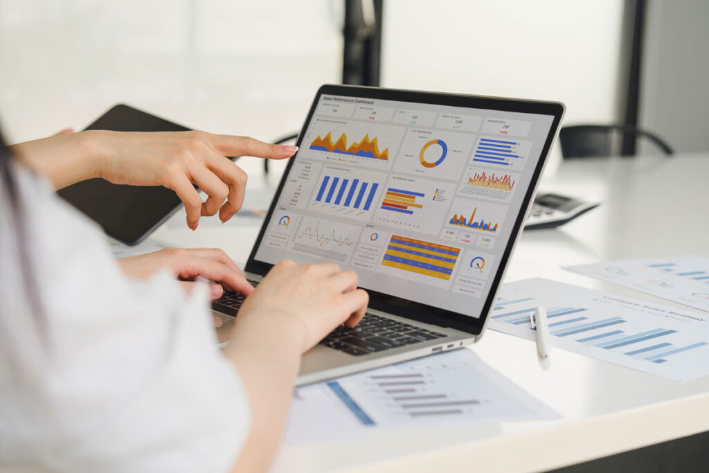Agentur für Leadgenerierung analysiert ads